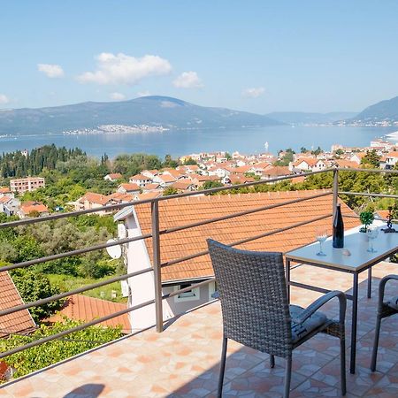 Apartmani Petar Tivat Eksteriør bilde