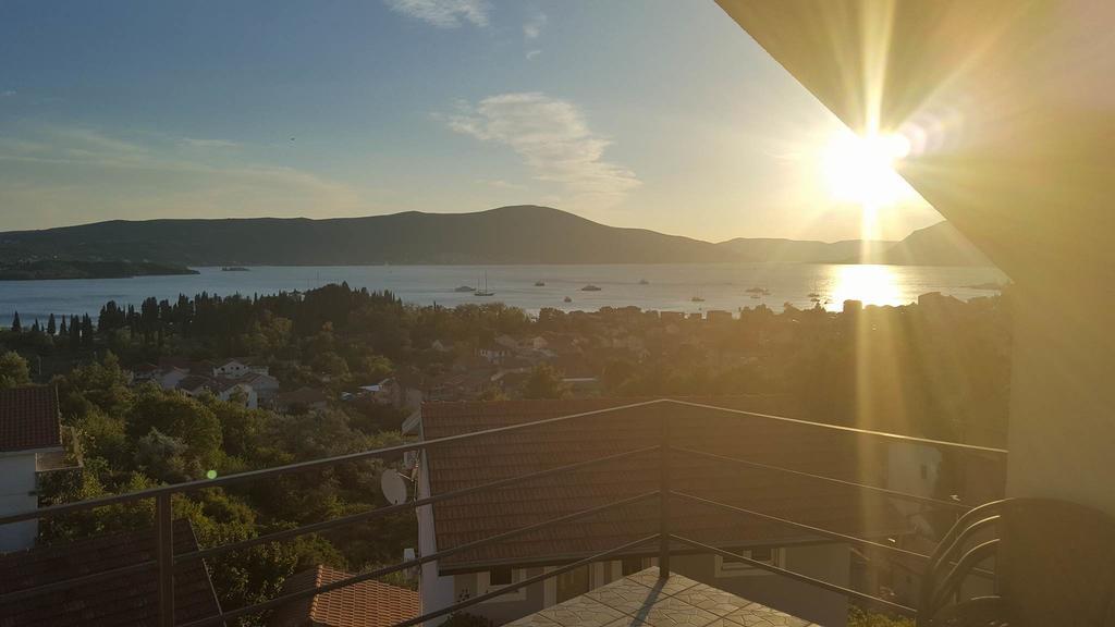 Apartmani Petar Tivat Eksteriør bilde