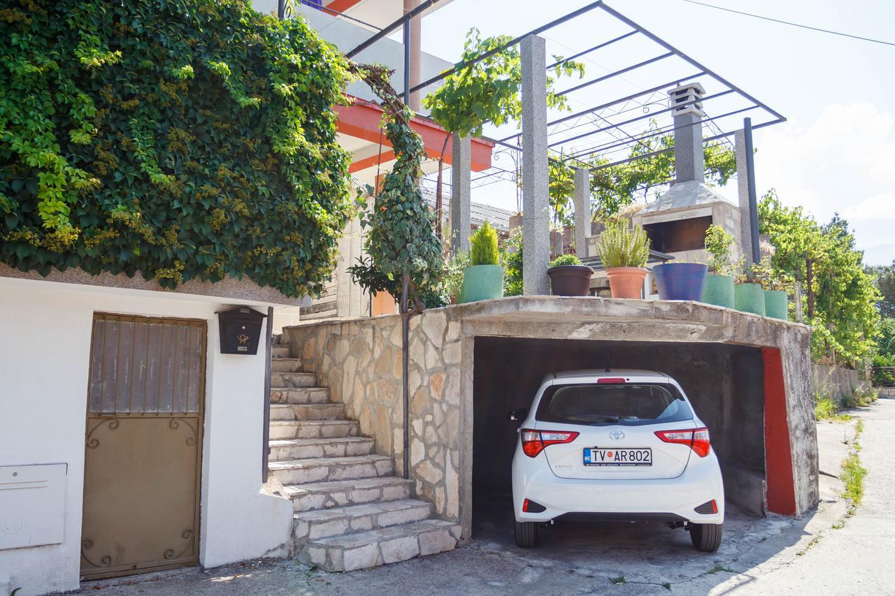 Apartmani Petar Tivat Eksteriør bilde