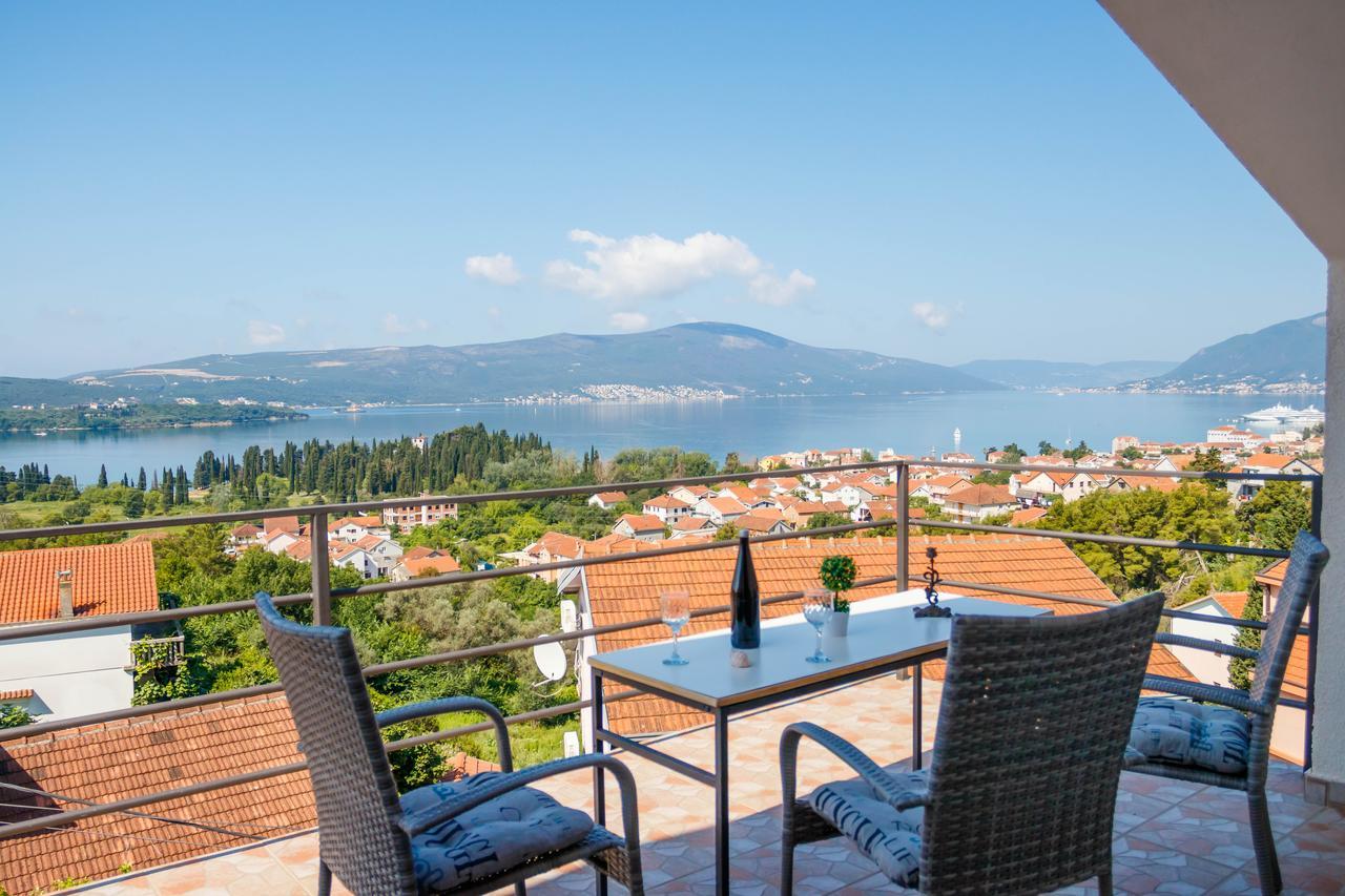Apartmani Petar Tivat Eksteriør bilde
