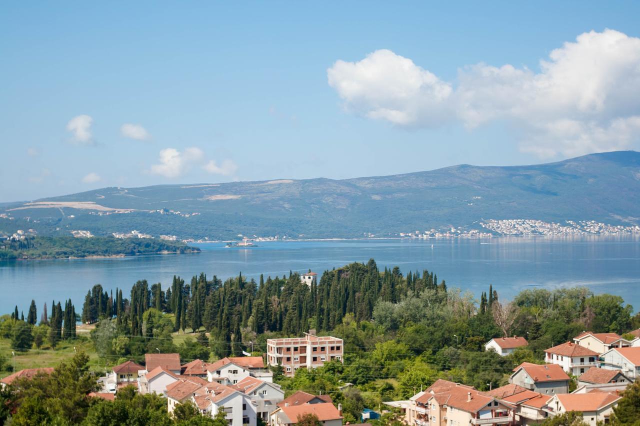 Apartmani Petar Tivat Eksteriør bilde