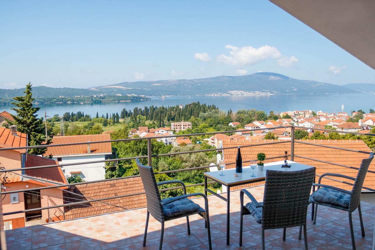 Apartmani Petar Tivat Eksteriør bilde